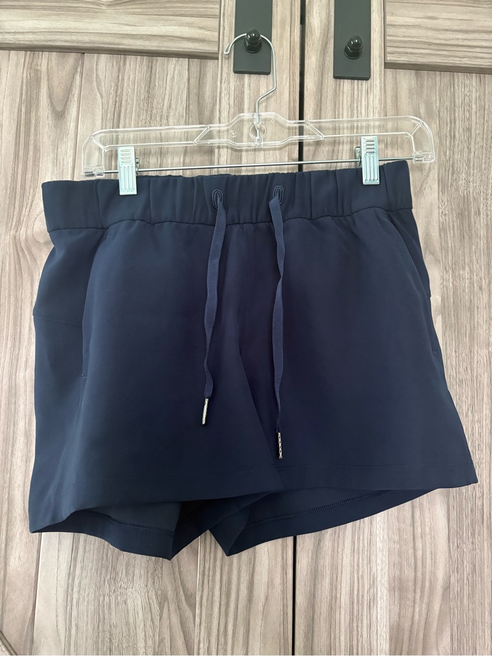 Lululemon Navy Mid-Rise Drawstring Shorts Size 6